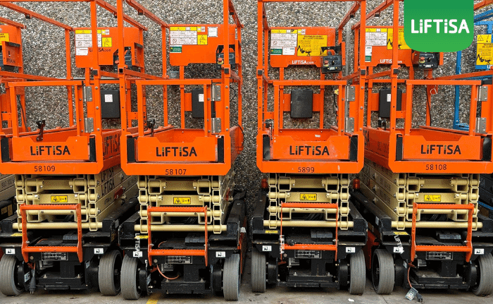Do I need a Certificate or Card to use a lifting platform?